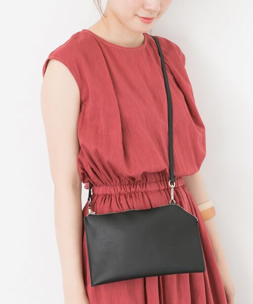 ＊＊URBAN RESEARCH / アーバンリサーチ ショルダーバッグ | スクエアショルダーバッグ（ブラック）