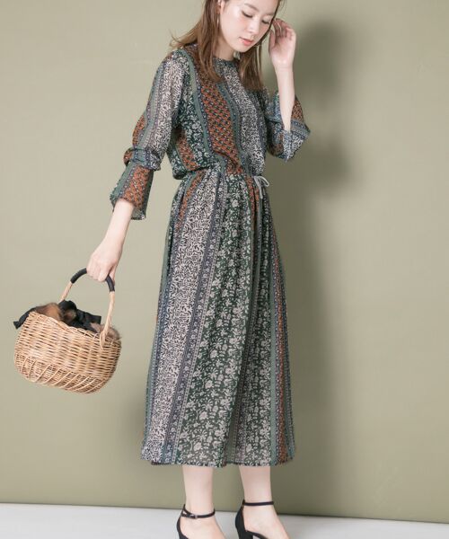＊＊URBAN RESEARCH / アーバンリサーチ ワンピース | Vintage調フラワープリント配色ワンピース（GREEN系）