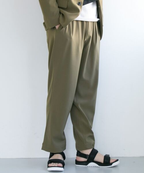 ＊＊URBAN RESEARCH / アーバンリサーチ その他パンツ | WASHABLE TRAVEL EASY PANTS（KHAKI）