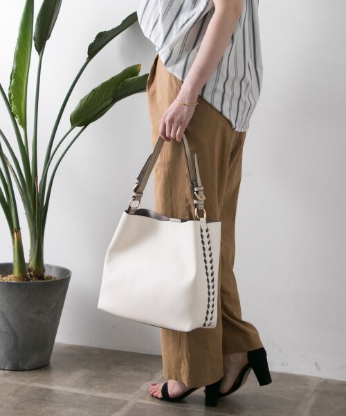 ＊＊URBAN RESEARCH / アーバンリサーチ トートバッグ | カガリステッチワンショルダートート（IVORY）