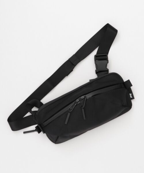 ＊＊URBAN RESEARCH / アーバンリサーチ ショルダーバッグ | Aer　DAY SLING 2（BLACK）
