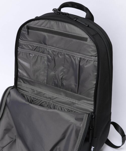 【美品】Aer Day Pack Black AER31001 リュック エアー Amazon.co.jp: [エアー] バックパック Day Pack 3 ブラック