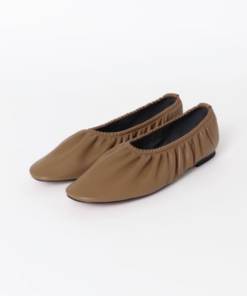 ＊＊URBAN RESEARCH / アーバンリサーチ バレエシューズ | MILLIWM　ギャザーバレエシューズ（キャメル）