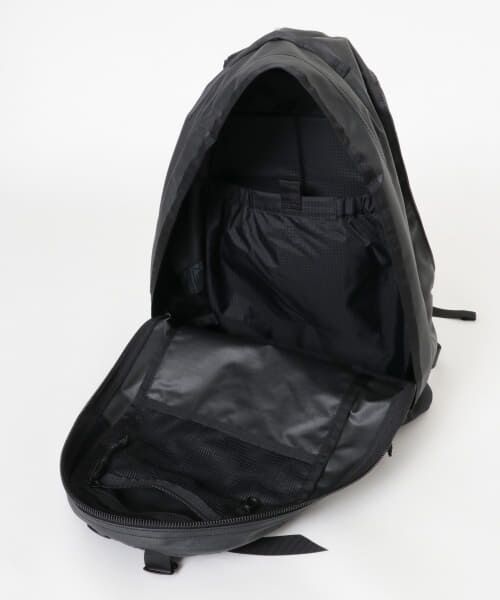 とうふ【茶色ジッパープル】GREGORY　デイパック　アーバンリサーチ GREGORY DAY PACK （リュック・バックパック）｜＊＊URBAN