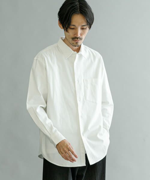 ＊＊URBAN RESEARCH / アーバンリサーチ シャツ・ブラウス | 『UR TECH』レギュラーカラーシャツ（WHITE）