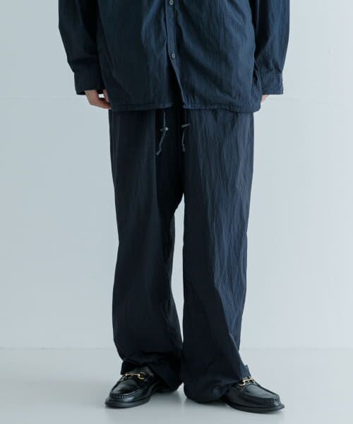 ＊＊URBAN RESEARCH / アーバンリサーチ その他パンツ | ATON　HANDDYED NYLONOVER PANTS（075 NAVY）