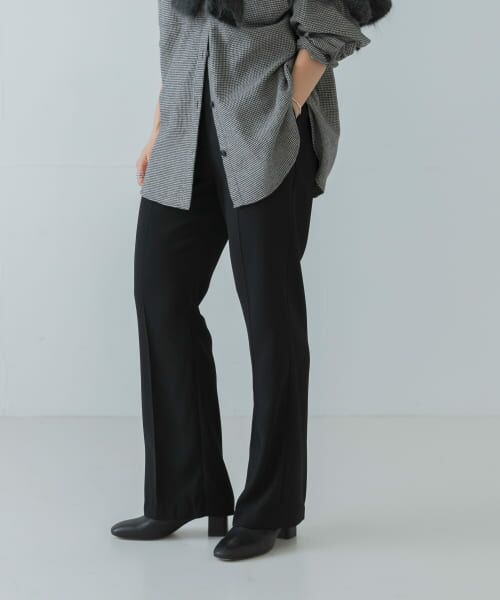 ＊＊URBAN RESEARCH / アーバンリサーチ その他パンツ | バックサテンスリムイージーパンツ（BLACK）