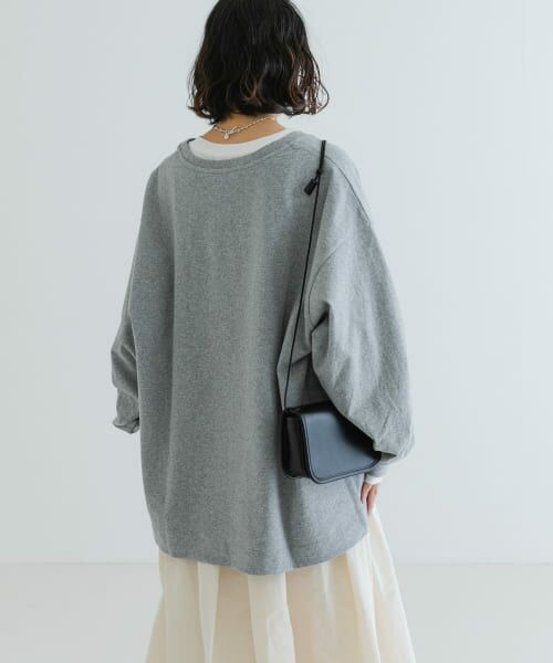 セピアブラウンアーバンリサーチVネックVネックコットンカットソープルオーバー長袖 URBAN RESEARCH DOORS（アーバンリサーチドアーズ）の「Vネック
