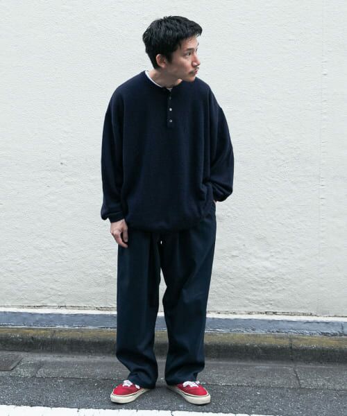 ＊＊URBAN RESEARCH / アーバンリサーチ ニット・セーター | SUPER WIDE CASHMERE HENRY NECK（NAVY）