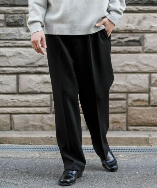 ＊＊URBAN RESEARCH / アーバンリサーチ その他パンツ | 『UR TECH』『蓄熱』フリースタックストレートイージースラックス（BLACK）