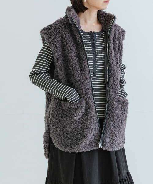 ＊＊URBAN RESEARCH / アーバンリサーチ その他アウター | ボアジップベスト（GRAY）