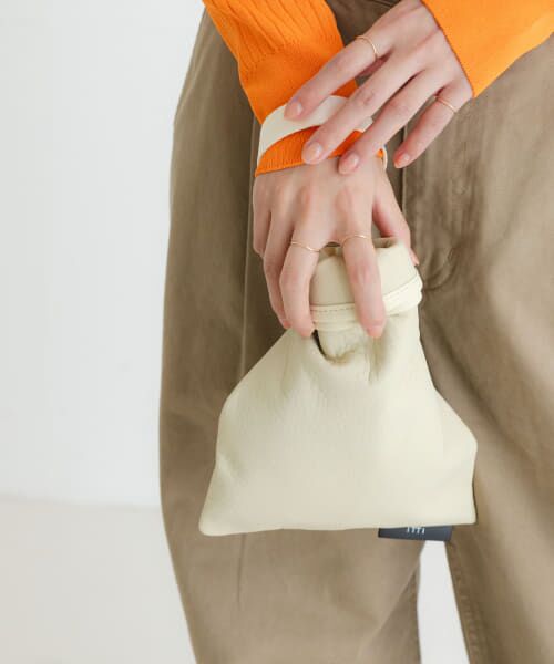＊＊URBAN RESEARCH / アーバンリサーチ ハンドバッグ | ITTI　ANNIE SMALL RICE BAG（ivory）