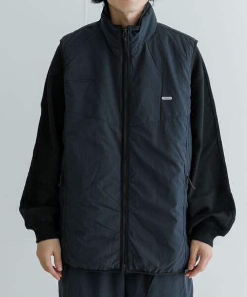 ＊＊URBAN RESEARCH / アーバンリサーチ ダウンジャケット・ベスト | FARAH　Nylon Zip Up Vest（Black）