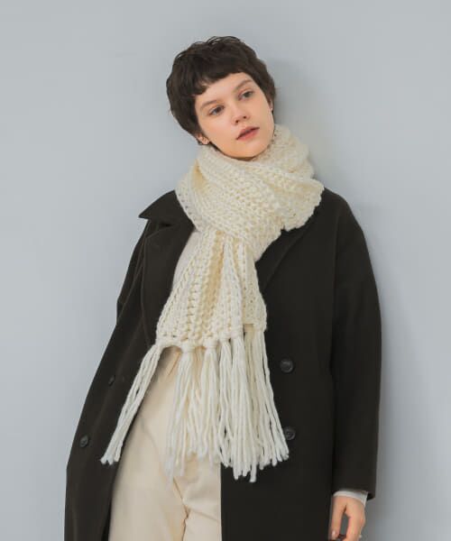 ＊＊URBAN RESEARCH / アーバンリサーチ マフラー・ショール・スヌード・ストール | Fratelli Talli　フリンジニットマフラー（WHITE）