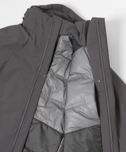 DESCENTE ALLTERRAIN HYBRID INSULATED COAT （ダウンジャケット