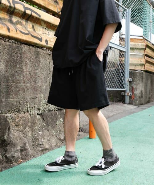 【試着のみ】SHADE TECH SHORT PANTS wide dad URBAN RESEARCH｜SHADE TECH SHORT PANTS | Rakuten Fashion