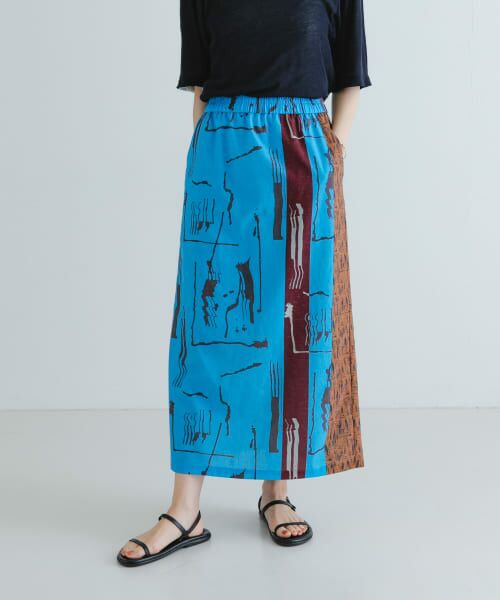 ＊＊URBAN RESEARCH / アーバンリサーチ スカート | 『2サイズ展開』アートプリントストレートスカート（BLUE）