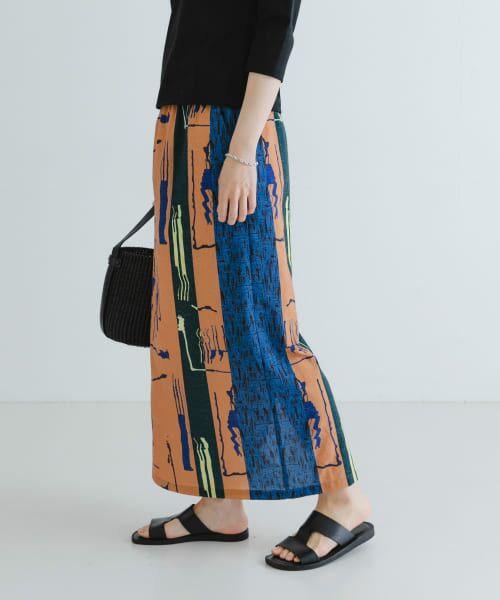 ＊＊URBAN RESEARCH / アーバンリサーチ スカート | 『2サイズ展開』アートプリントストレートスカート（ORANGE）