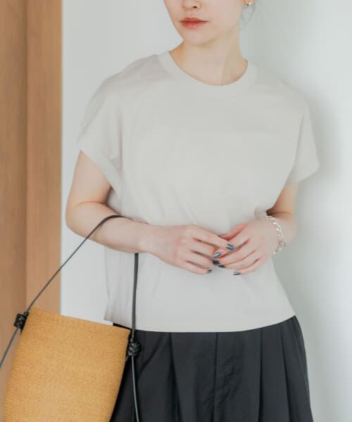 ＊＊URBAN RESEARCH / アーバンリサーチ Tシャツ | スーピマコットンフレンチスリーブカットソー（TAUPE）