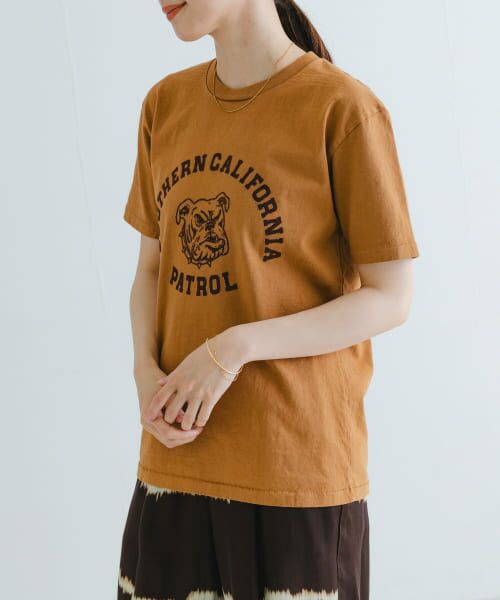 ＊＊URBAN RESEARCH / アーバンリサーチ Tシャツ | Mixta　SO CAL DOG（CAMEL）