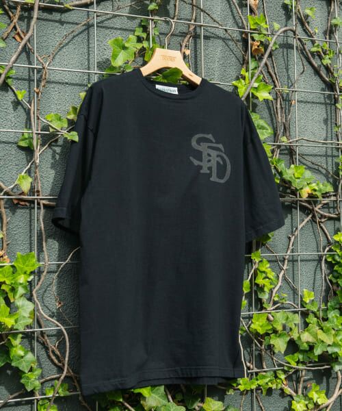 URBAN RESEARCH DOORS / アーバンリサーチ ドアーズ Tシャツ | 『別注』SASSAFRAS　SFD Logo T-shirts 1/2 | 詳細9