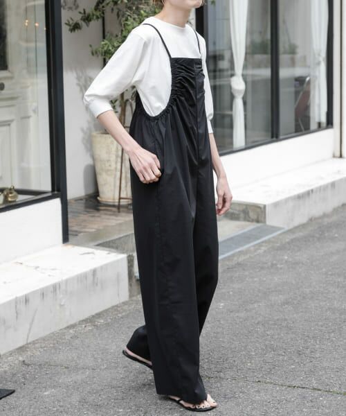 URBAN RESEARCH DOORS/アーバンリサーチ ドアーズ FORK & SPOON サイドギャザーサロペット BLACK 2 URBAN RESEARCH DOORS/アーバンリサーチ ドアーズ FORK & SPOON サイドギャザーサロペット BLACK 2