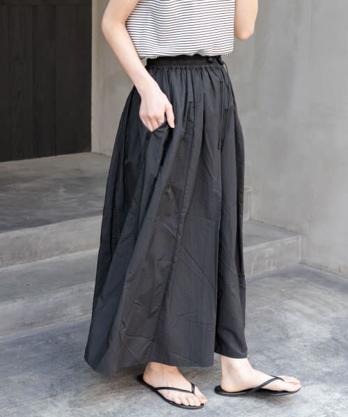 URBAN RESEARCH DOORS/アーバンリサーチ ドアーズ FORK & SPOON ナイロンギャザースカート BLACK 2 URBAN RESEARCH DOORS/アーバンリサーチ ドアーズ FORK & SPOON ナイロンギャザースカート BLACK 2
