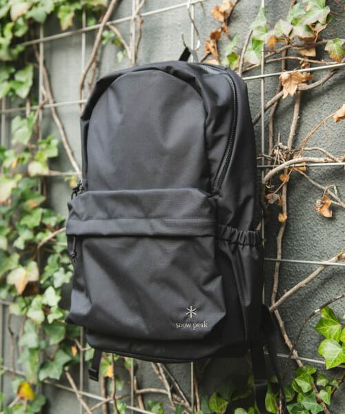 20-60代 人気ファッションブランド 別注』Snow Peak Backpack Use Everyday Apparel×DOORS バッグ