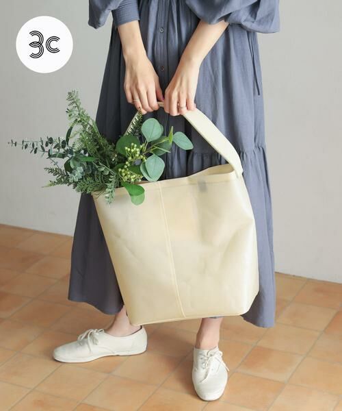 URBAN RESEARCH DOORS/アーバンリサーチ ドアーズ 『別注』ITTI×commpost BUCKET SHOULDER ホワイト系その他 one URBAN RESEARCH DOORS/アーバンリサーチ ドアーズ 『別注』ITTI×commpost BUCKET SHOULDER ホワイト系その他 one