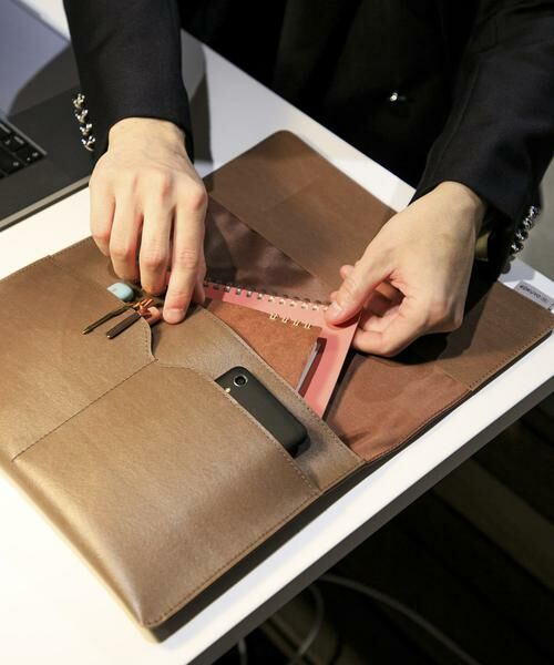 URBAN RESEARCH DOORS / アーバンリサーチ ドアーズ その他雑貨 | KOKUYO ME×commpost　フラットケース | 詳細1