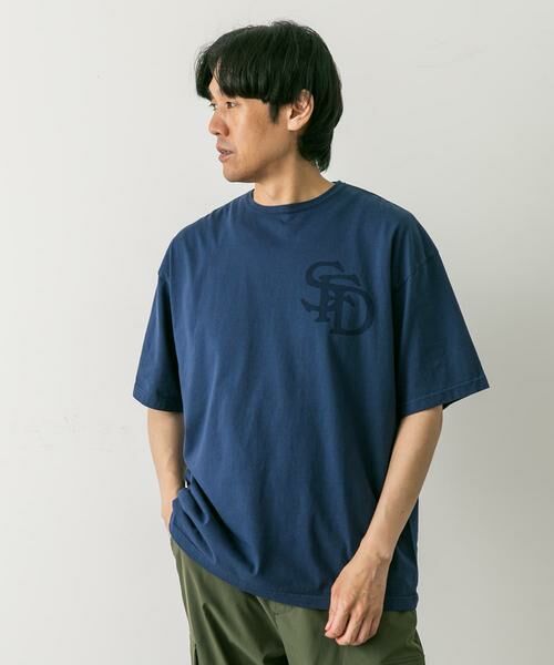 URBAN RESEARCH DOORS / アーバンリサーチ ドアーズ Tシャツ | 『別注』SASSAFRAS　SFD Logo T-shirts 1/2 | 詳細4