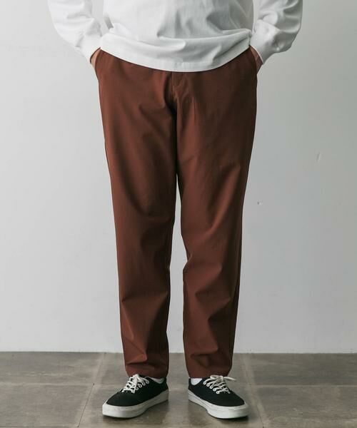 URBAN RESEARCH DOORS / アーバンリサーチ ドアーズ その他パンツ | NEW BALANCE RSテーパードトラウザー(ミドル)(ブラウン)