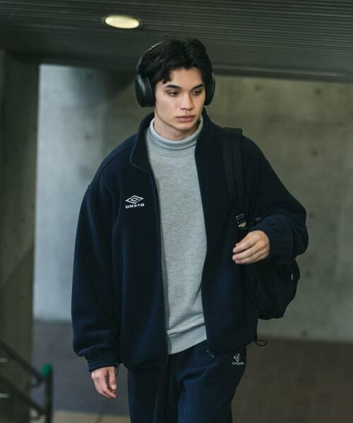 URBAN RESEARCH DOORS / アーバンリサーチ ドアーズ その他アウター | 『別注』UMBRO×DOORS　FLEECE JACKET | 詳細1
