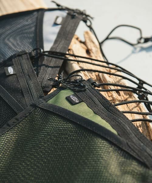 URBAN RESEARCH DOORS / アーバンリサーチ ドアーズ バッグ | 『別注』KEEN×DOORS　HARVESTPOCKET SACOCHE | 詳細2