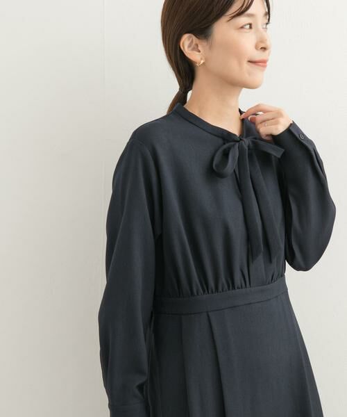 URBAN RESEARCH DOORS / アーバンリサーチ ドアーズ ワンピース | 『UR TECH SMOOTHLUXE』ボウタイワンピース | 詳細1