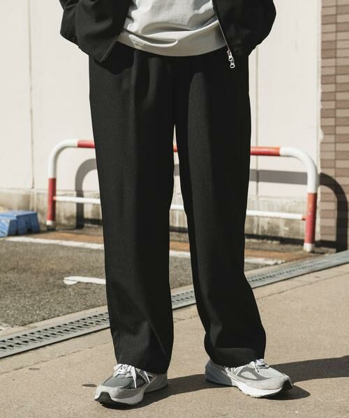 URBAN RESEARCH DOORS / アーバンリサーチ ドアーズ その他パンツ | 『吸水速乾』セオアルファワイドテーパードトラウザー(ブラック)