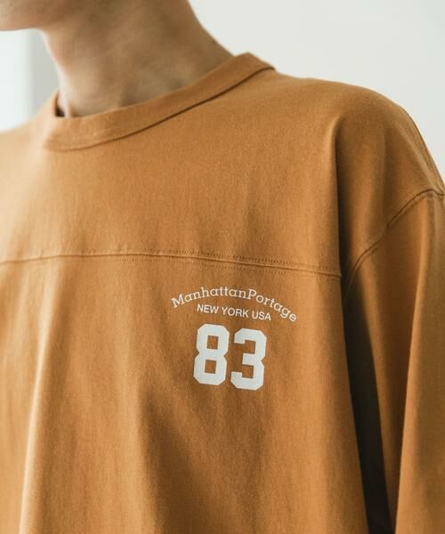 URBAN RESEARCH DOORS / アーバンリサーチ ドアーズ Tシャツ | 『別注』MANHATTAN PORTAGE×DOORS　フットボール オーバーサイズTシャツ | 詳細5