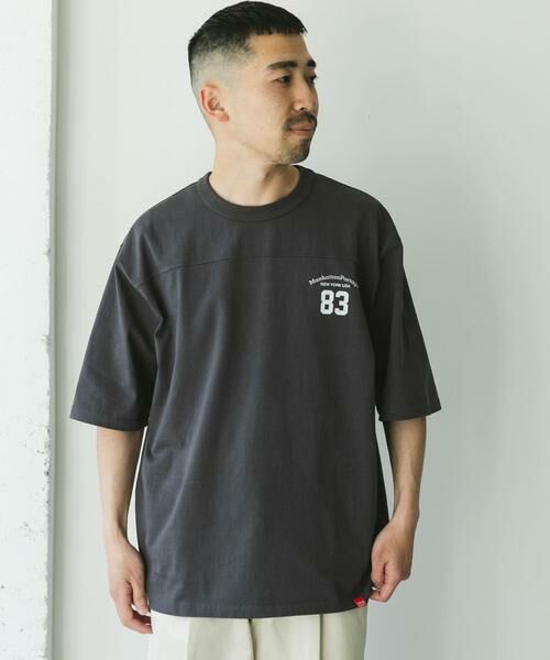 URBAN RESEARCH DOORS / アーバンリサーチ ドアーズ Tシャツ | 『別注』MANHATTAN PORTAGE×DOORS　フットボール オーバーサイズTシャツ | 詳細24