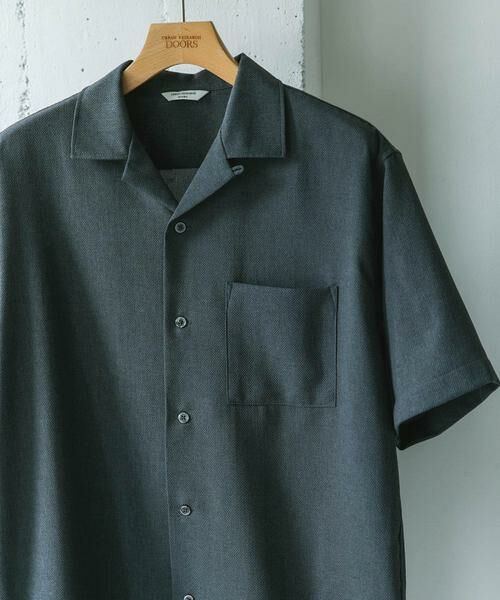 URBAN RESEARCH DOORS/アーバンリサーチ ドアーズ マイクロサッカー オープンカラー ショートスリーブシャツ チャコールグレー L URBAN RESEARCH DOORS/アーバンリサーチ ドアーズ マイクロサッカー オープンカラー ショートスリーブシャツ チャコールグレー L