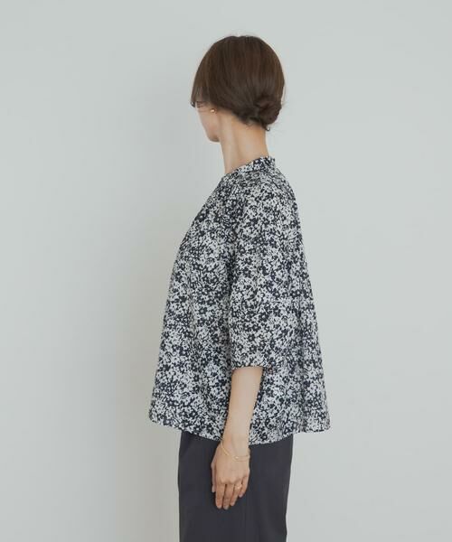 URBAN RESEARCH DOORS / アーバンリサーチ ドアーズ シャツ・ブラウス | フラワープリントドルマンブラウス | 詳細10