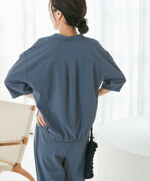 URBAN RESEARCH DOORS / アーバンリサーチ ドアーズ シャツ・ブラウス | 『仁村紗和さん着用』『UR TECH』サマシェアドロストブラウス | 詳細8