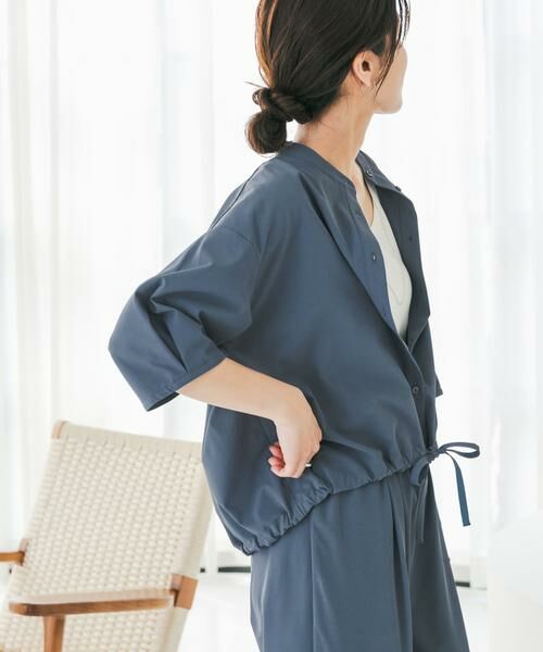 URBAN RESEARCH DOORS / アーバンリサーチ ドアーズ シャツ・ブラウス | 『仁村紗和さん着用』『UR TECH』サマシェアドロストブラウス | 詳細9