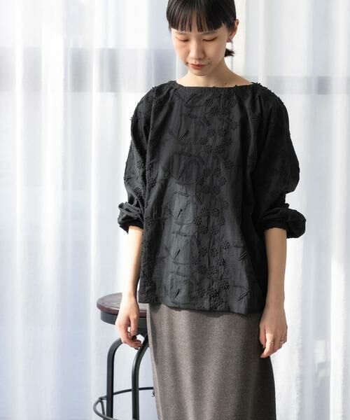 URBAN RESEARCH DOORS / アーバンリサーチ ドアーズ シャツ・ブラウス | 立体刺繍ブラウス | 詳細16