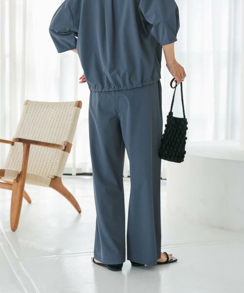 URBAN RESEARCH DOORS / アーバンリサーチ ドアーズ その他パンツ | 『仁村紗和さん着用』『UR TECH』サマシェアストレートイージーパンツ | 詳細5