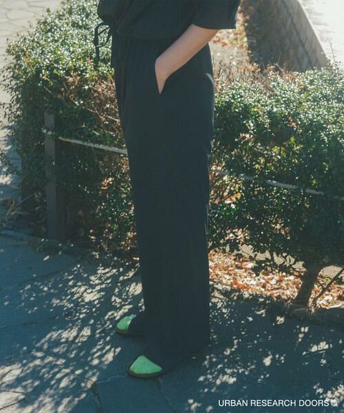 URBAN RESEARCH DOORS / アーバンリサーチ ドアーズ その他パンツ | 『仁村紗和さん着用』『UR TECH』サマシェアストレートイージーパンツ | 詳細18