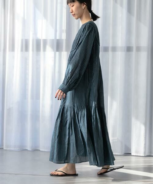 URBAN RESEARCH DOORS / アーバンリサーチ ドアーズ ワンピース | ラメストライプワンピース | 詳細3