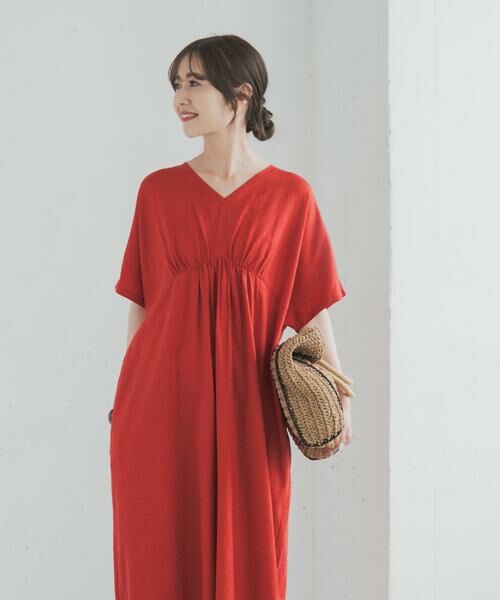URBAN RESEARCH DOORS / アーバンリサーチ ドアーズ ワンピース | リネンレーヨンVネック切替ギャザーワンピース | 詳細10