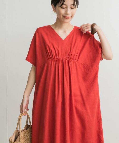 URBAN RESEARCH DOORS / アーバンリサーチ ドアーズ ワンピース | リネンレーヨンVネック切替ギャザーワンピース | 詳細3
