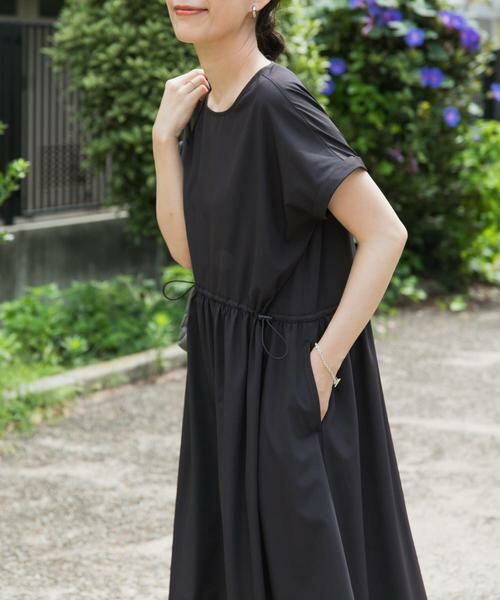 セール】 『UR TECH』サマシェアウエストドロストワンピース