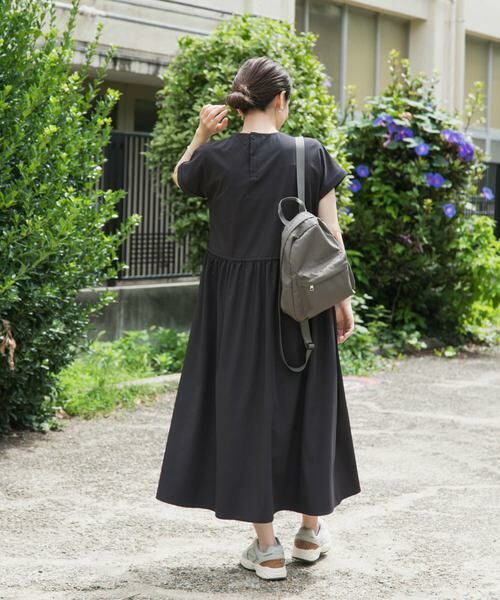 URBAN RESEARCH DOORS / アーバンリサーチ ドアーズ ワンピース | 『UR TECH』サマシェアウエストドロストワンピース | 詳細8